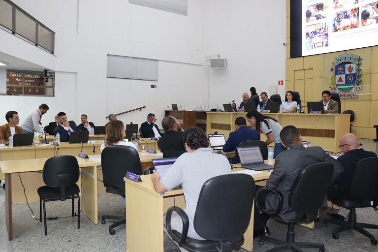 Câmara de Manhuaçu aprova repasses para entidades do município