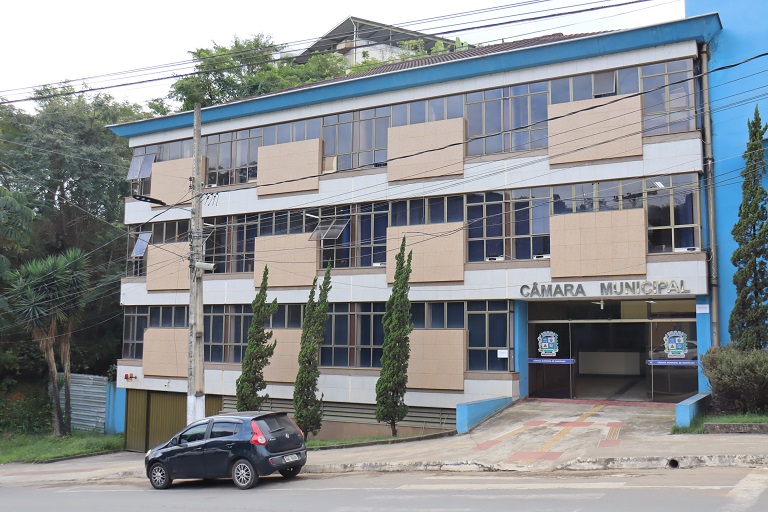 Câmara de Manhuaçu lança edital de processo seletivo para estagiários