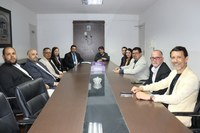 Câmara de Manhuaçu recebe representantes do Sicoob Credilivre