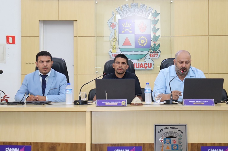 Câmara Municipal de Manhuaçu avalia prestação de contas da prefeitura