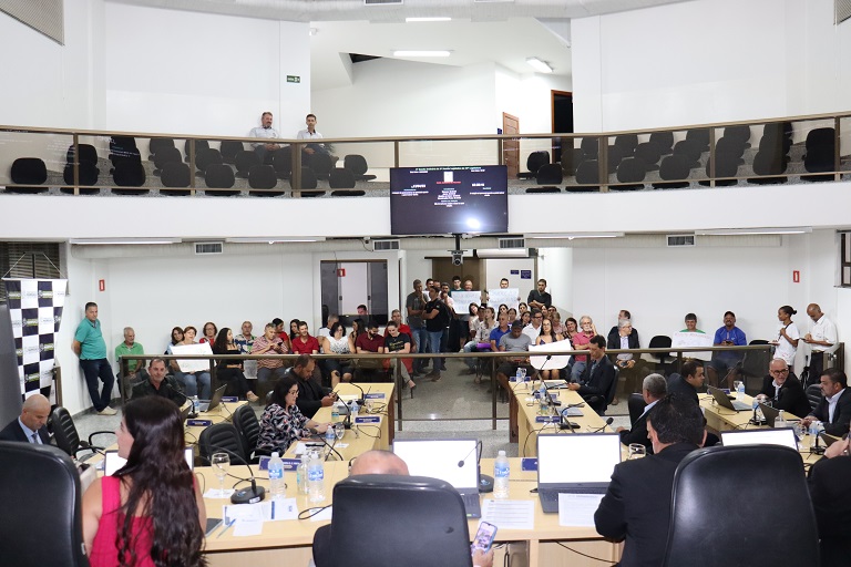 Câmara Municipal debate projetos sobre o aterro sanitário de Manhuaçu