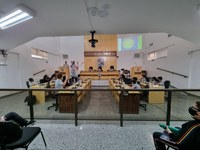 Estudantes aprendem as funções do poder legislativo de Manhuaçu