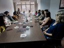 Reunião da Procuradoria da Mulher da Câmara de Manhuaçu busca integração de rede assistencial