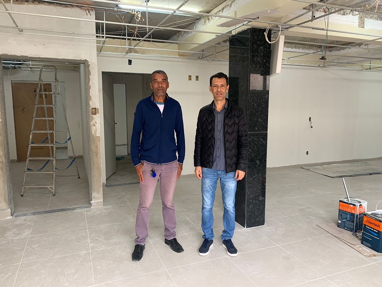 Vereadores visitam obras da nova sede de urgência e emergência do HCL